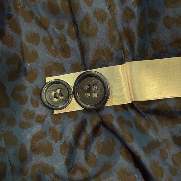 Divided by H&M women’s Trench Coat size 2. - Picture 10 of 13